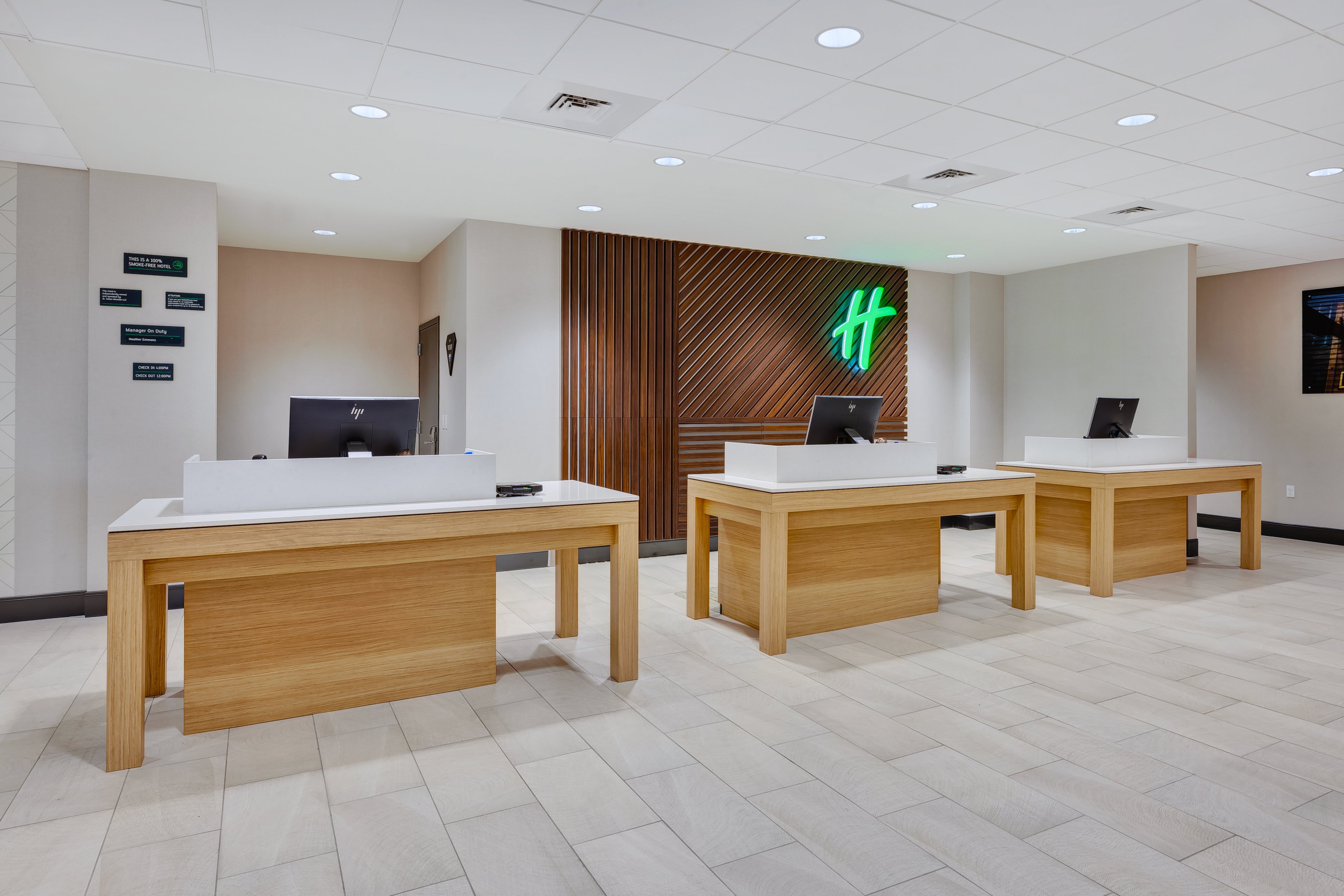 Holiday Inn Grand Rapids Downtown 10/50
