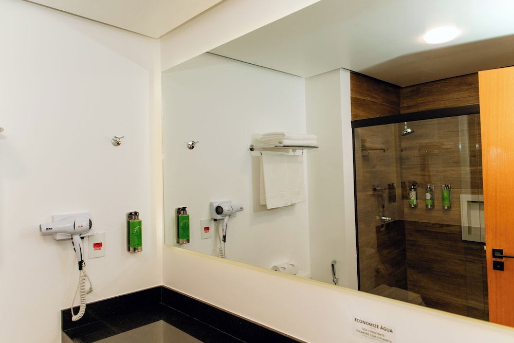 Luxury, King Bed, Resort View، Monreale Resort Parque Aquatico Pocos de Caldas 8/8