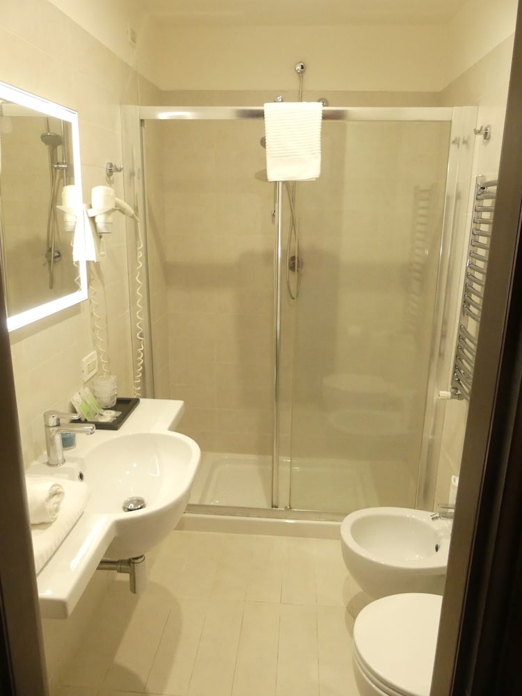 Relais Piazza Del Popolo - Luxury Rooms And Suites 13/61