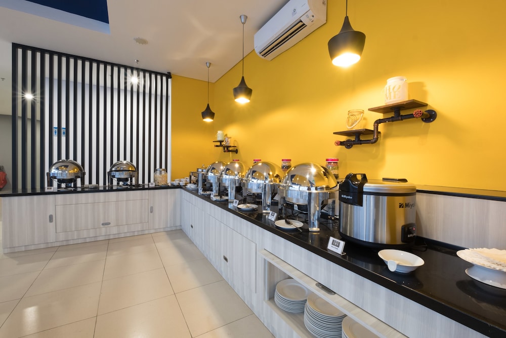 Hotel 88 Bekasi 21/35