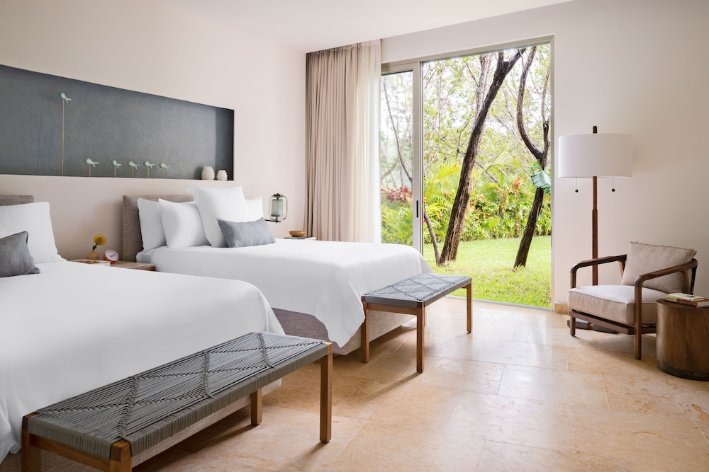 LAGOON, STUDIO, SUITE, 2 QUEEN BEDS