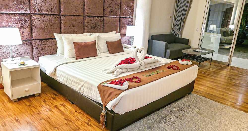 غرفة بريميير بسرير كينج، Pooh Beach Resort and Spa 3/10