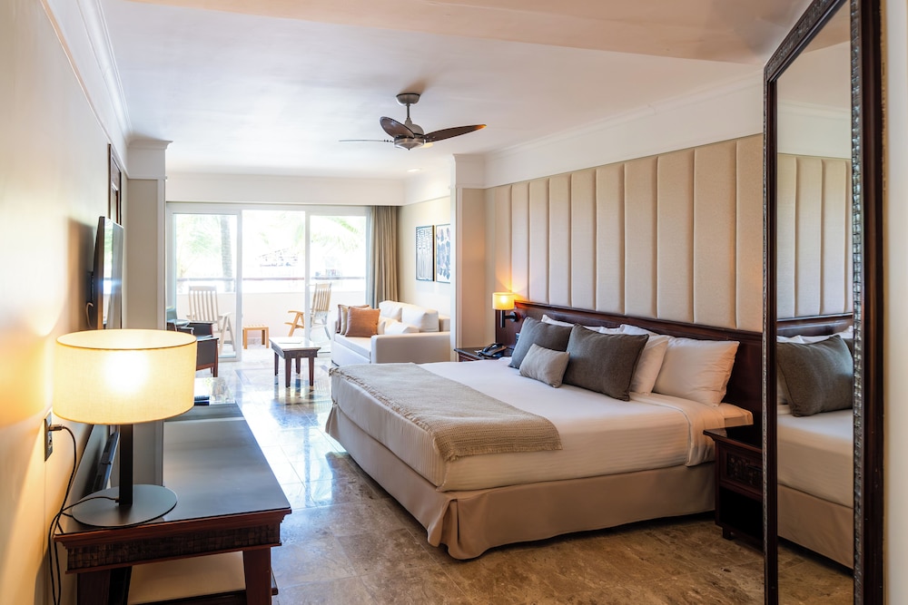 The Signature Level at Grand Palladium Imbassaí Resort & Spa 10/44