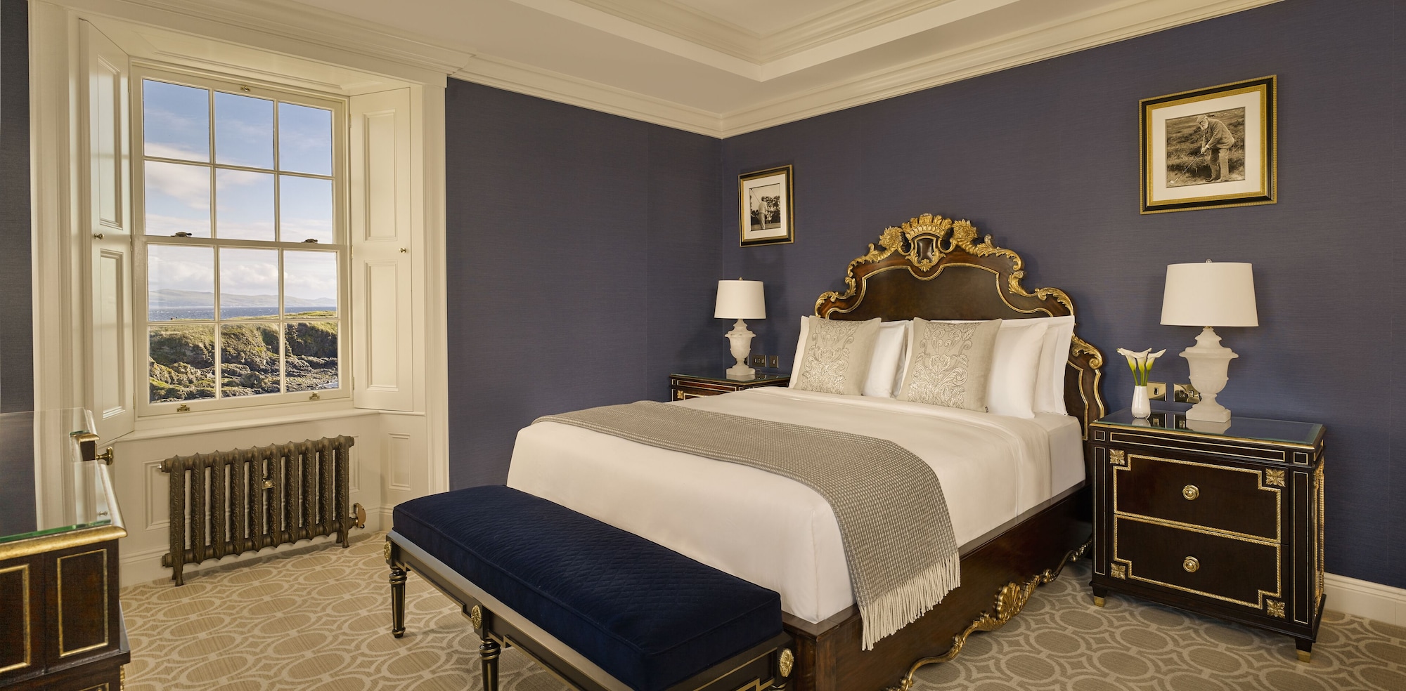 Lighthouse, Suite, 2 King Beds, Sofa