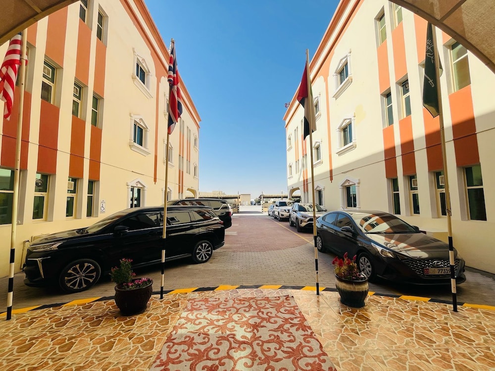 Al Nakheel Hotel Apartments 18/19