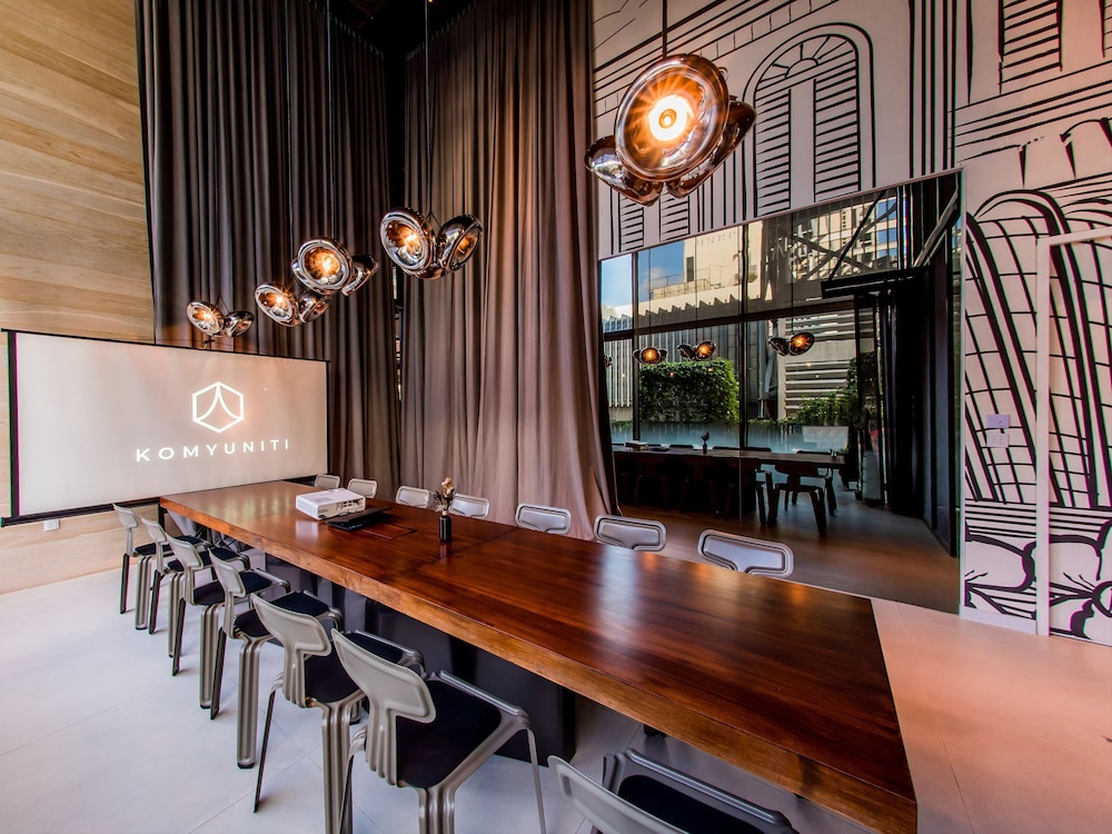 YOTEL Singapore, Select by Hilton 42/49