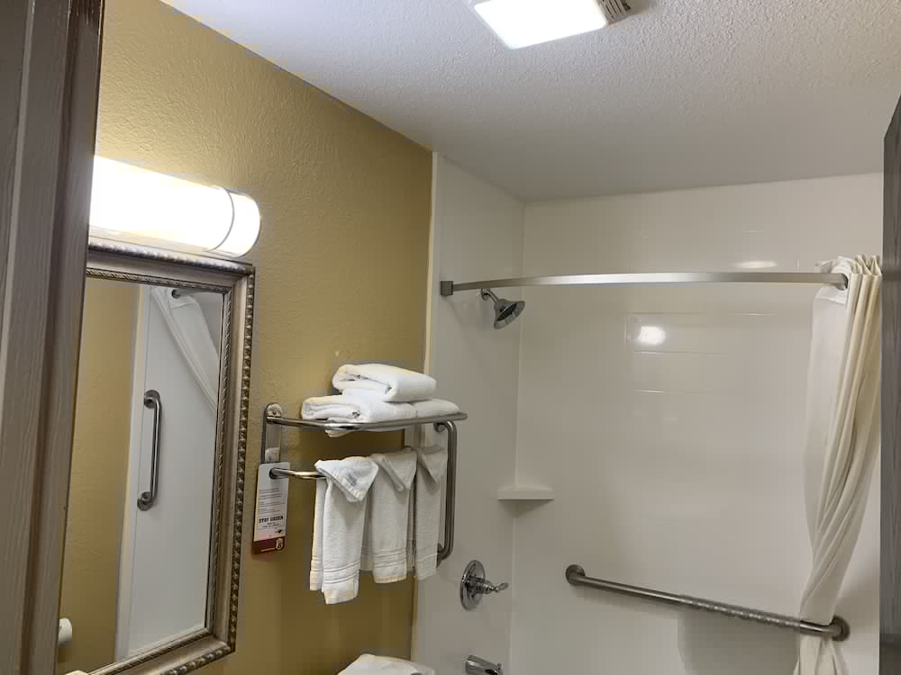 Super 8 By Wyndham Richmond KY 10/40