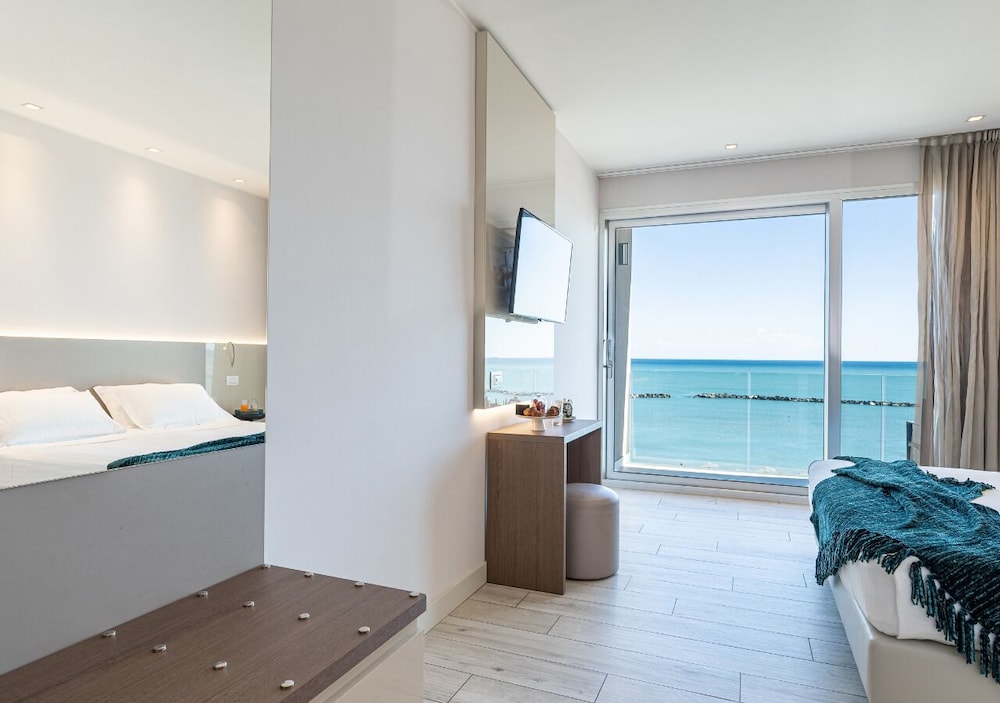 Hotel Savini 50/50