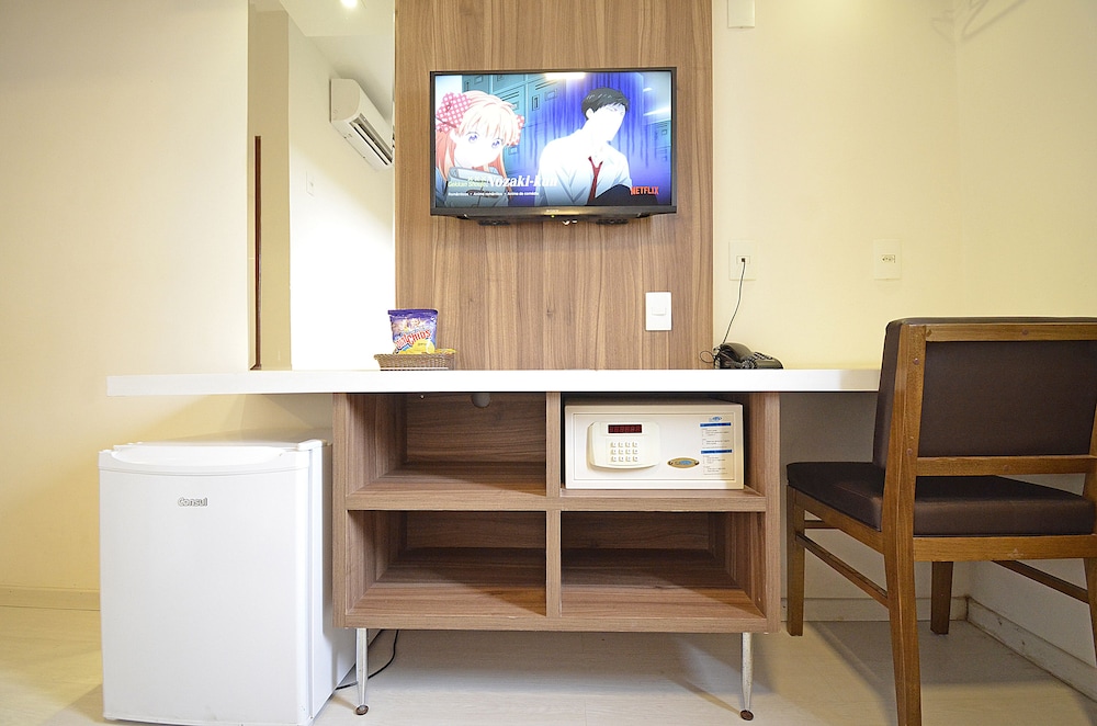 BUSINESS PARK HOTEL 58/69