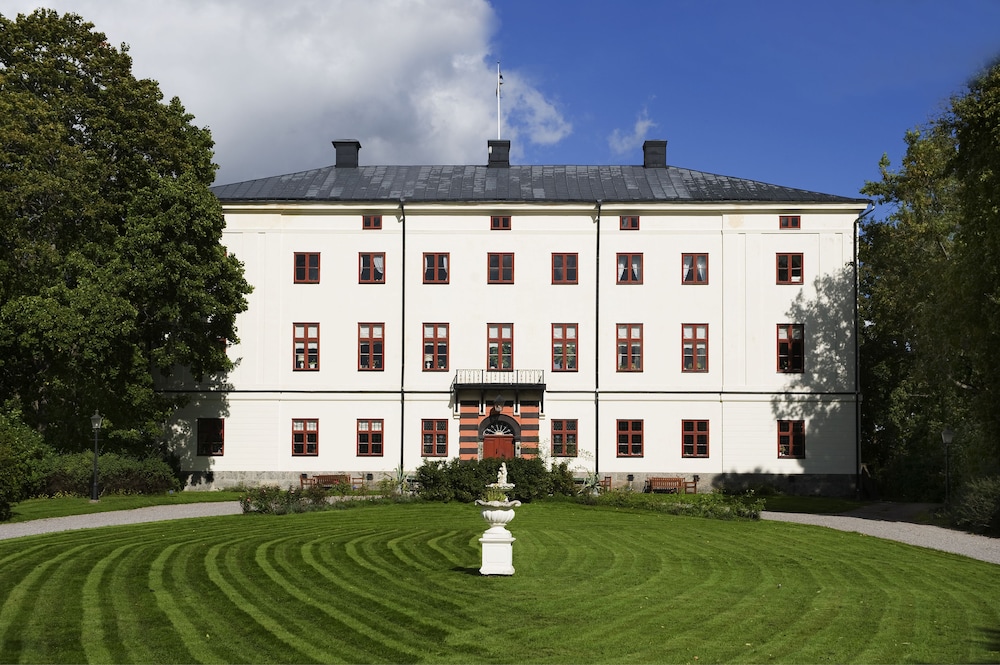 Husby Säteri 51/55