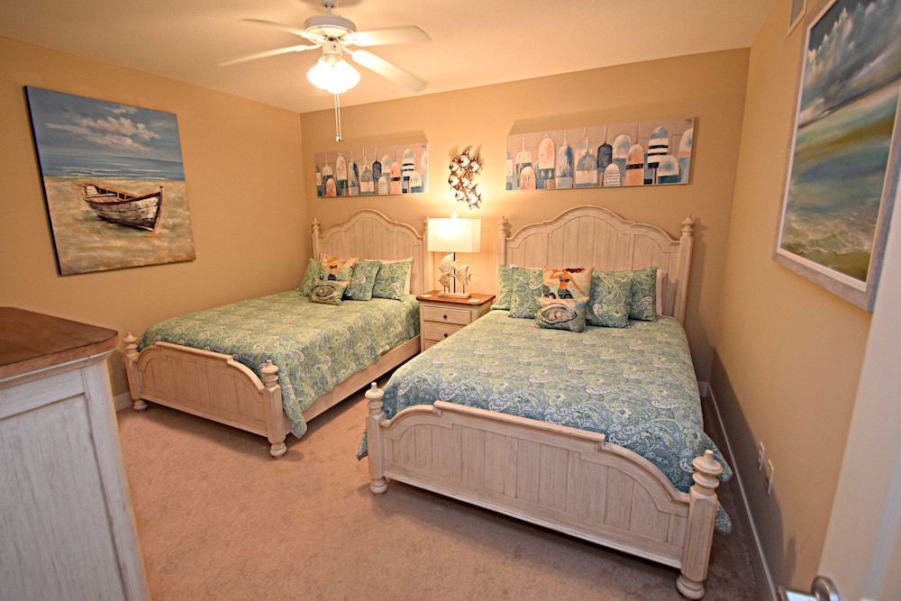 Condo, Murphy Bed, 2 King Beds, 2 Queen Beds, Pool Access، Escapes! To The Shores Orange Beach, A Ramada by Wyndham 3/7