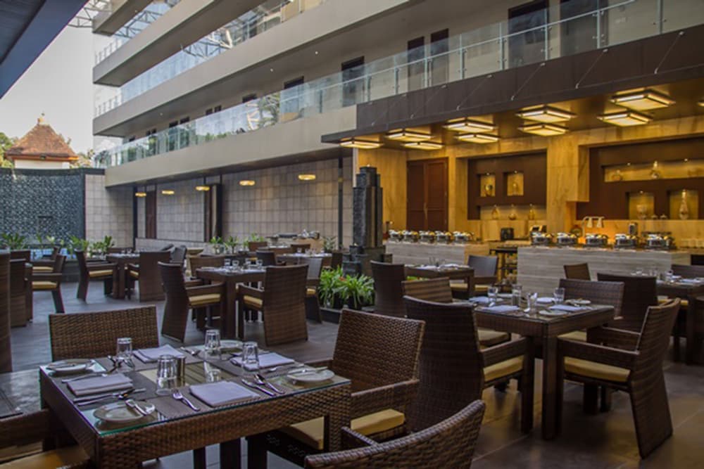 Club Mahindra Acacia 16/35