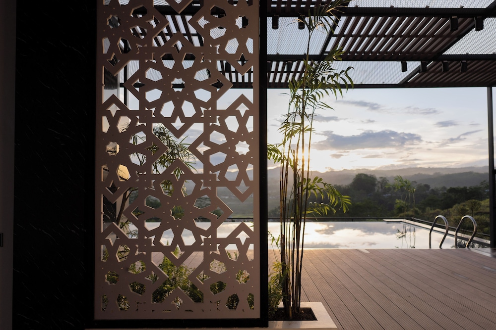 Eagle Hotel Wonosobo, Azana Hotels Collection 20/23