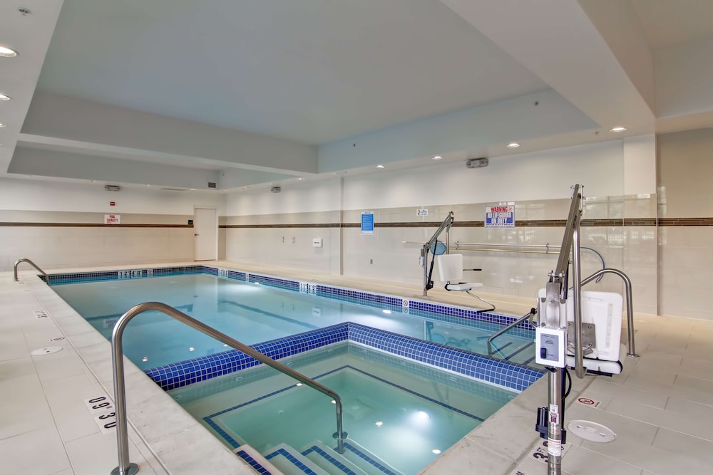 Hampton Inn And Suites Detroit Troy 28/64