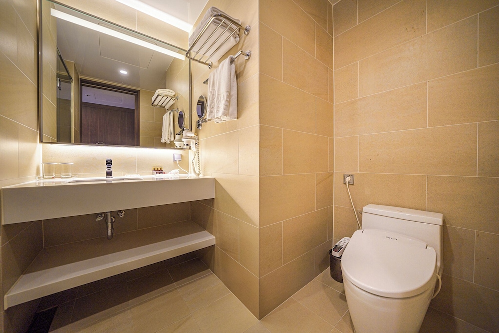 Gloucester Hotel Incheon 58/60