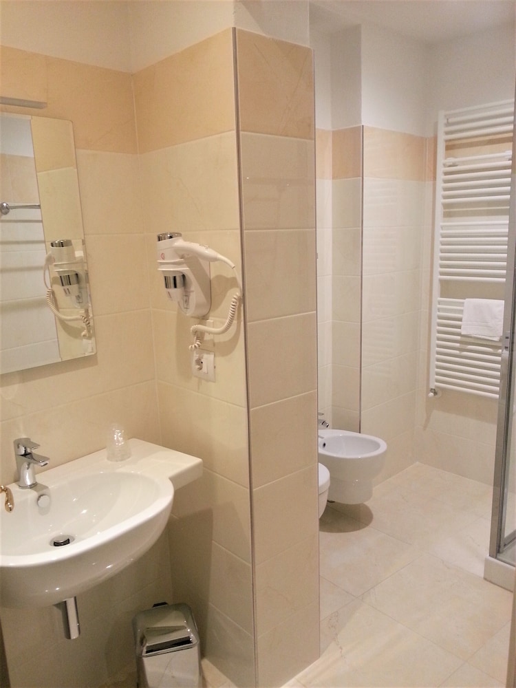 Hotel Volterra In 17/65