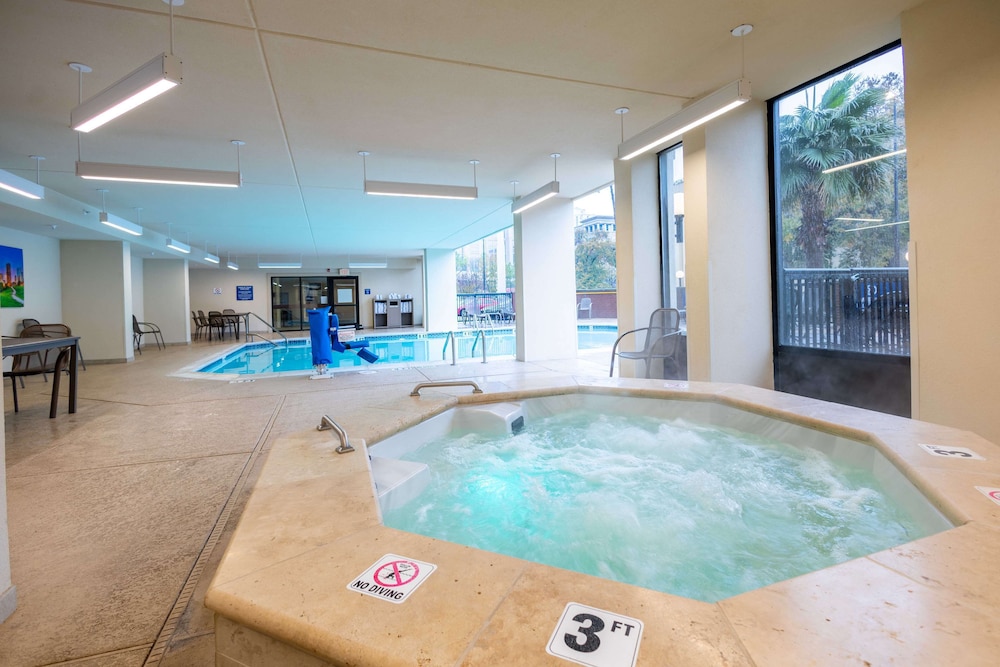 Drury Inn & Suites Near the Galleria Houston 23/49