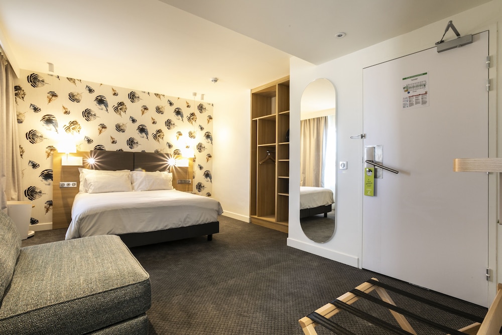 Holiday Inn Perpignan 30/75