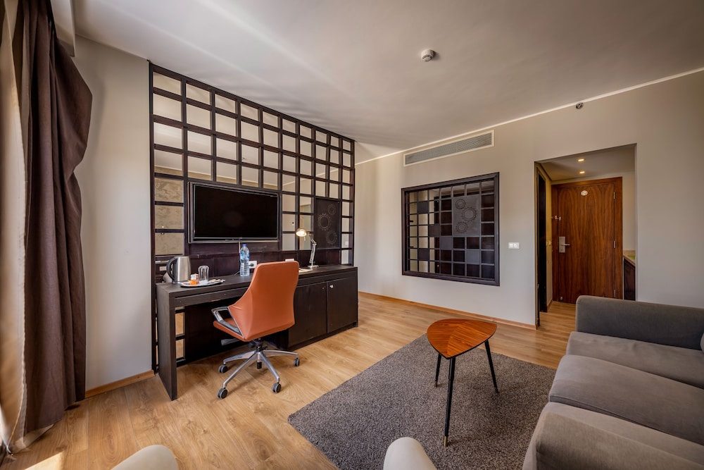 Dhara Residence E2 Lodge Hotel 39/46