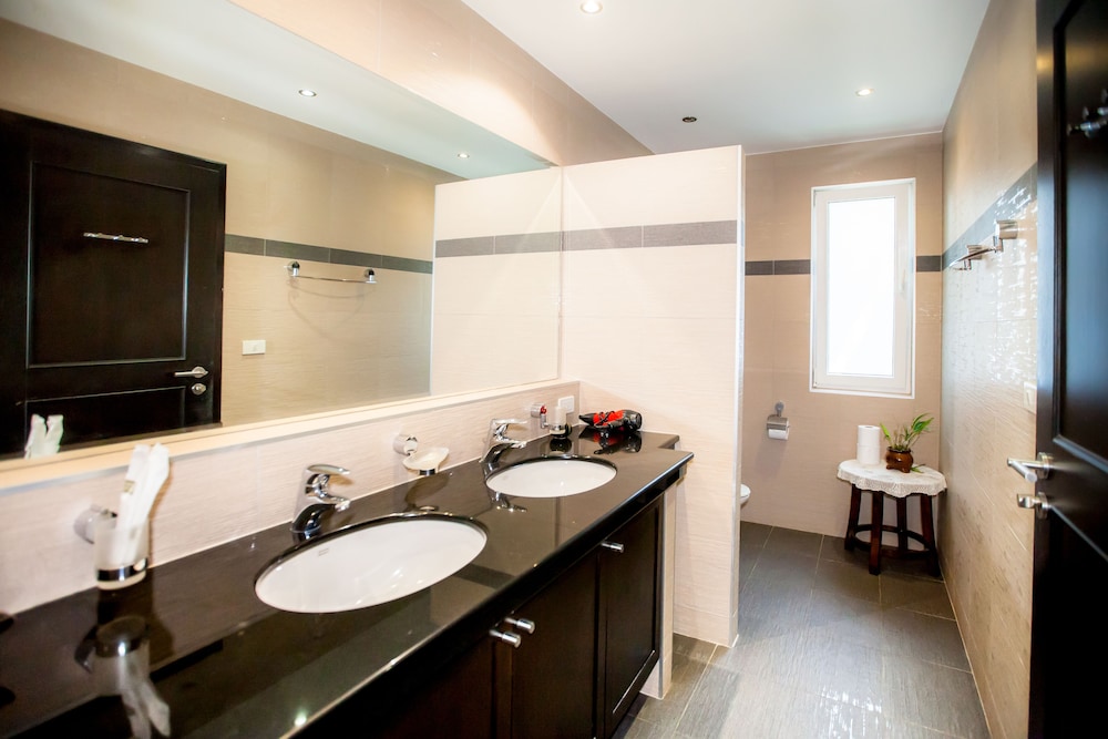 Little Sunshine Boutique Beach Resort & Spa 12/46
