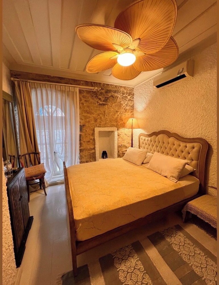 CLASSIC, DOUBLE BED
