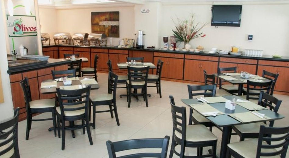 Campestre Inn Hotel And Residences 40/44