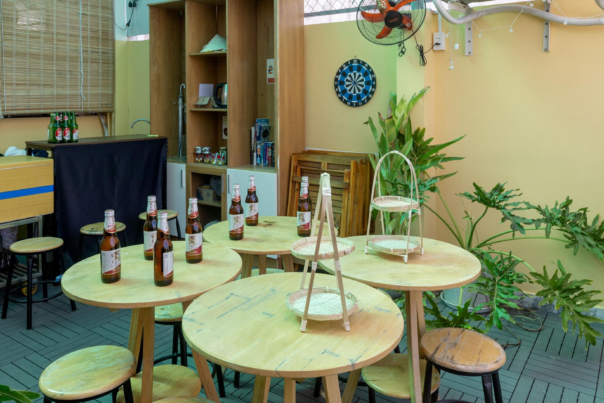 Saigon Authentic Hostel - City Walk, Cooking Class, Food Tour, Breakfast, Gym, Rooftop 19/35