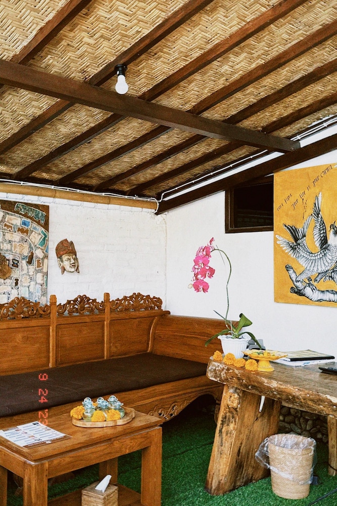 Junjungan Suite Villa 9/68