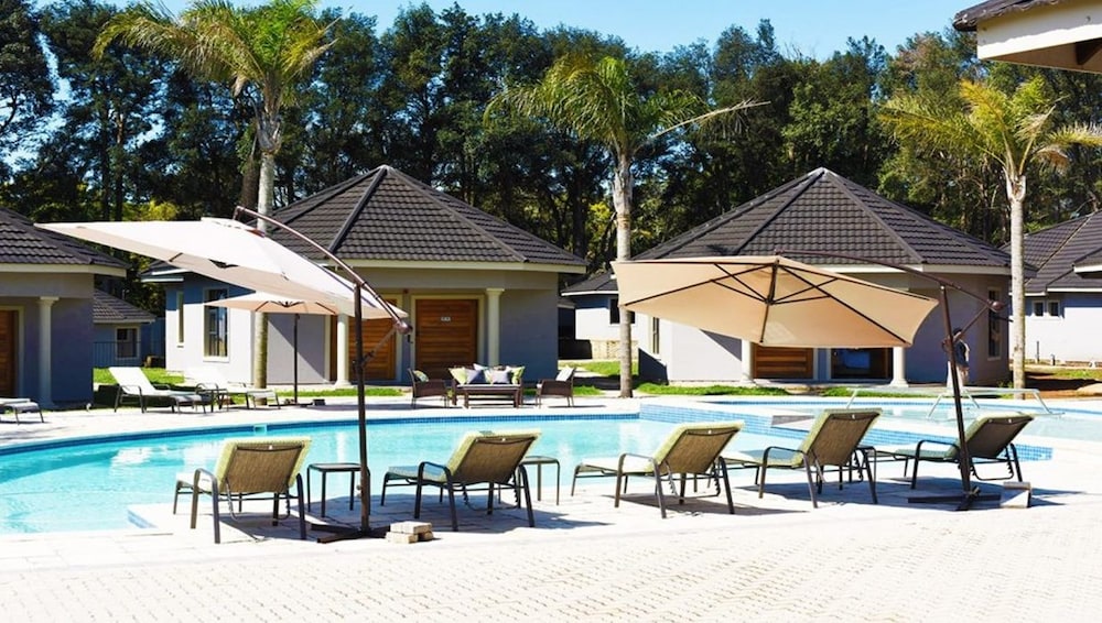 Aloe Lifestyle Hotel 37/39