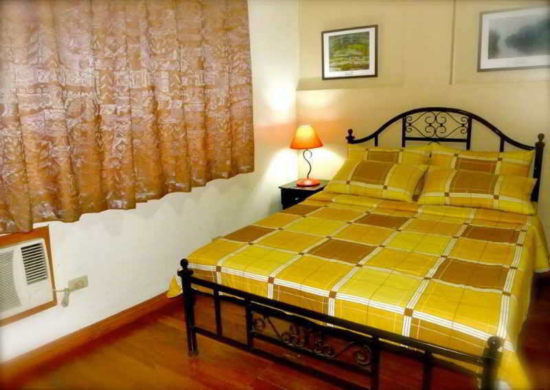 1775 Adriatico Suites 5/17