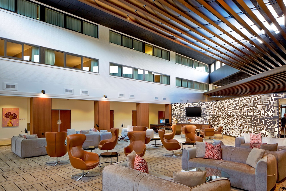 Doubletree By Hilton Atlanta Perimeter Dunwoody 38/59