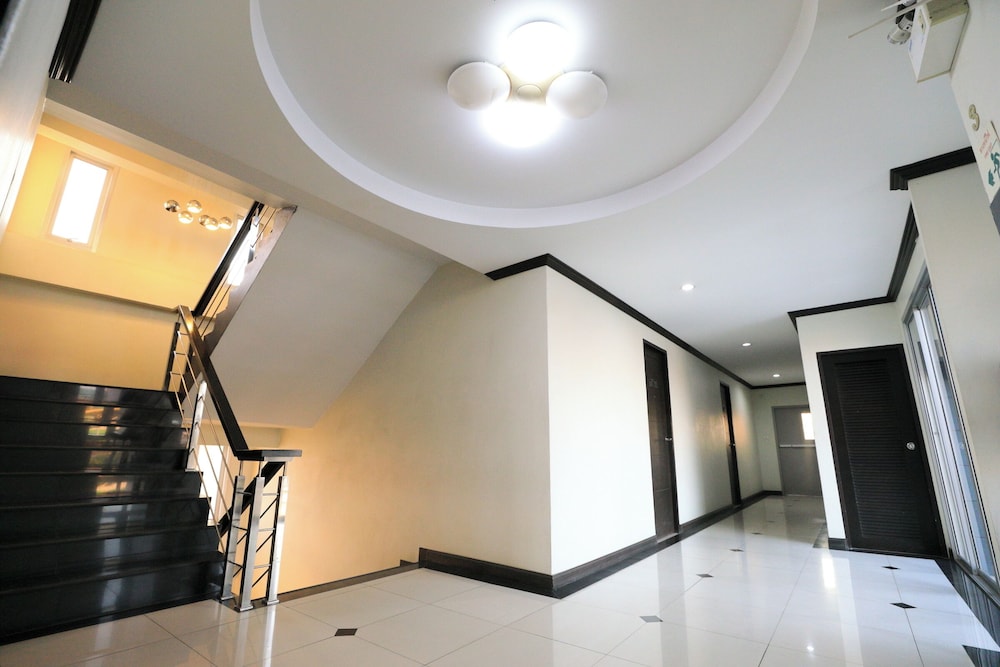 Triton Place 40/52