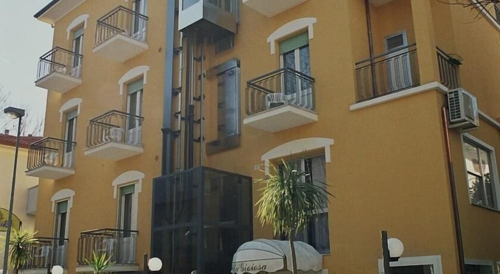 La Gioiosa Hotel 3/38