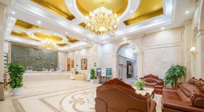 Vienna Hotel (Shenzhen Taoyuanju) 20/59