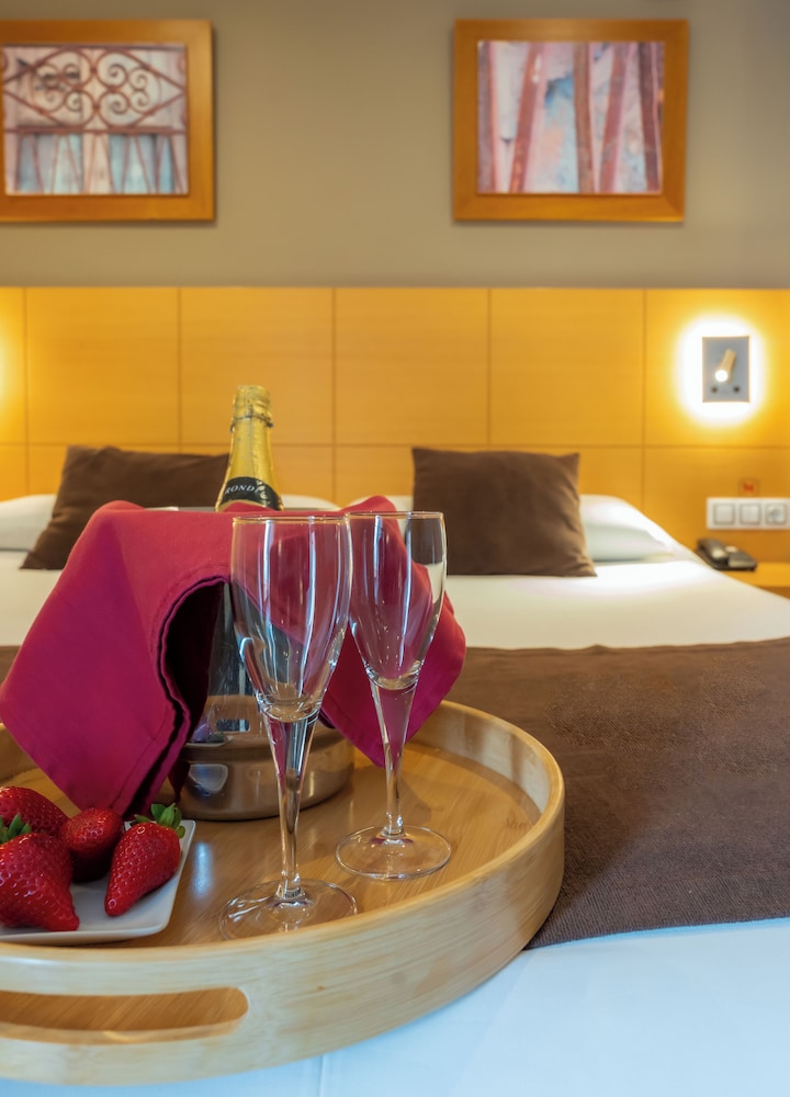 Hotel La City Estacion 36/66