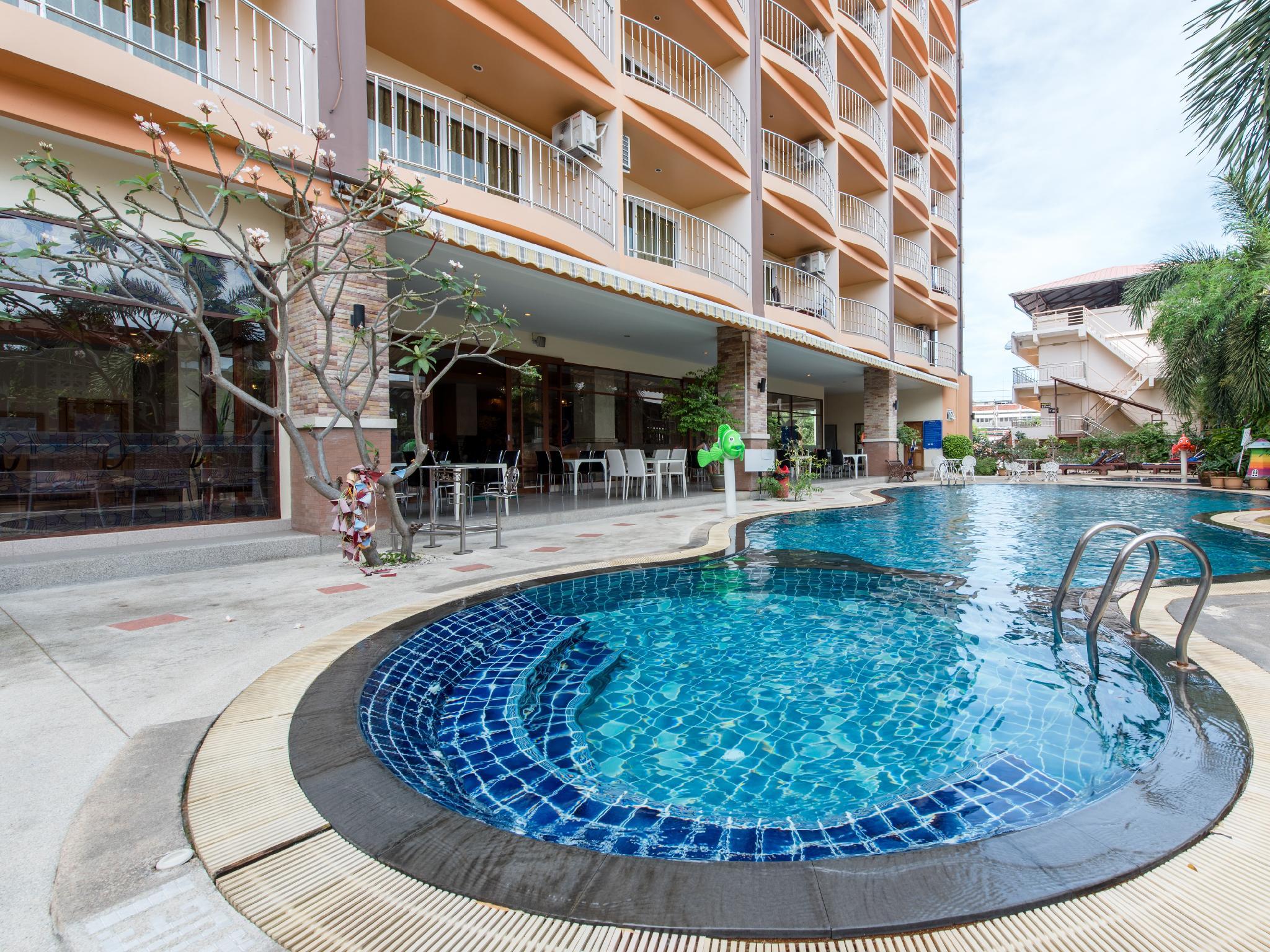 Siam Platinum Pattaya 43/44