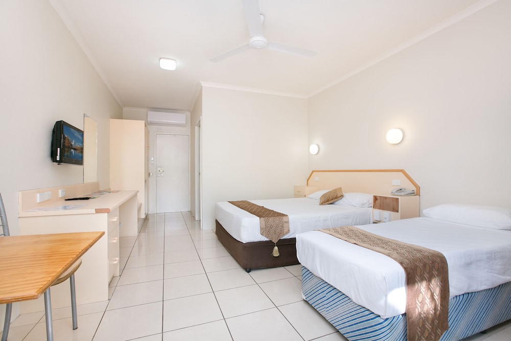Hotel Tropiq 46/95