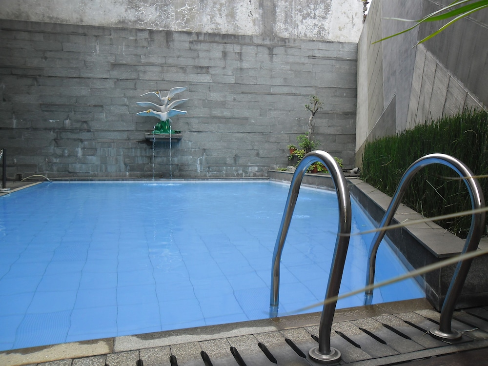 Andelir Hotel 40/51
