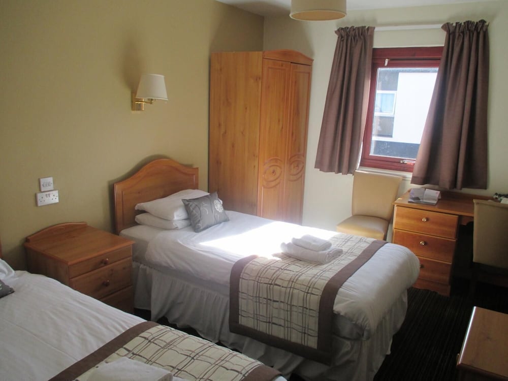 Caledonian Hotel Ullapool 21/62