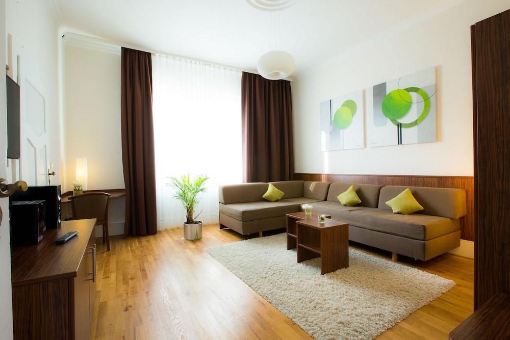 Hotel Am Wartturm 20/33