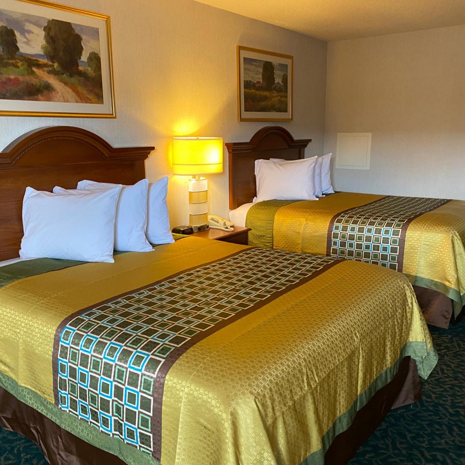 Harrisonville Inn & Suites 18/29