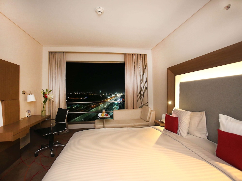 Novotel Ahmedabad 44/71