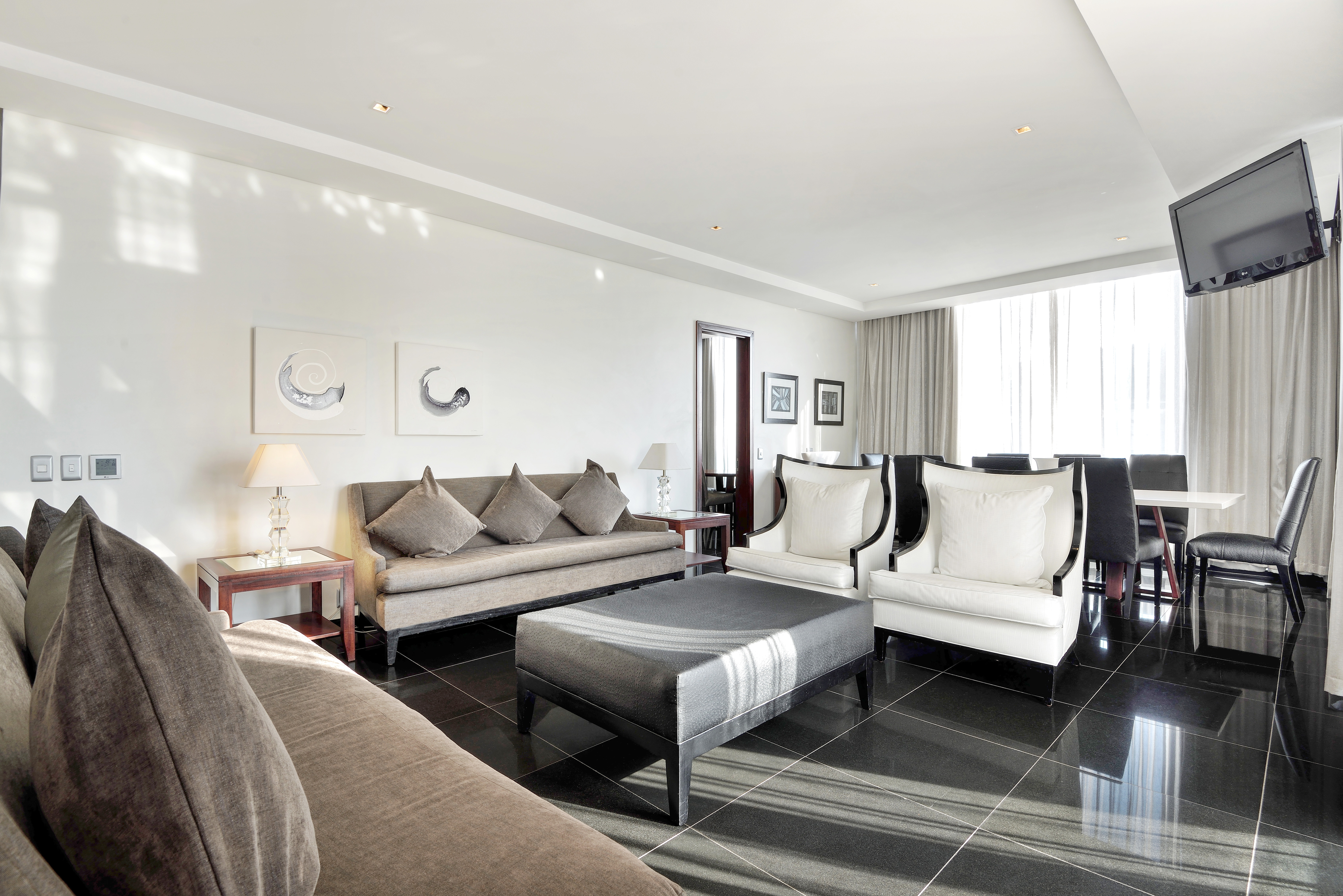 جناح بـ3 غرف نوم، Davinci Hotel And Suites On Nelson Mandela Square 6/9
