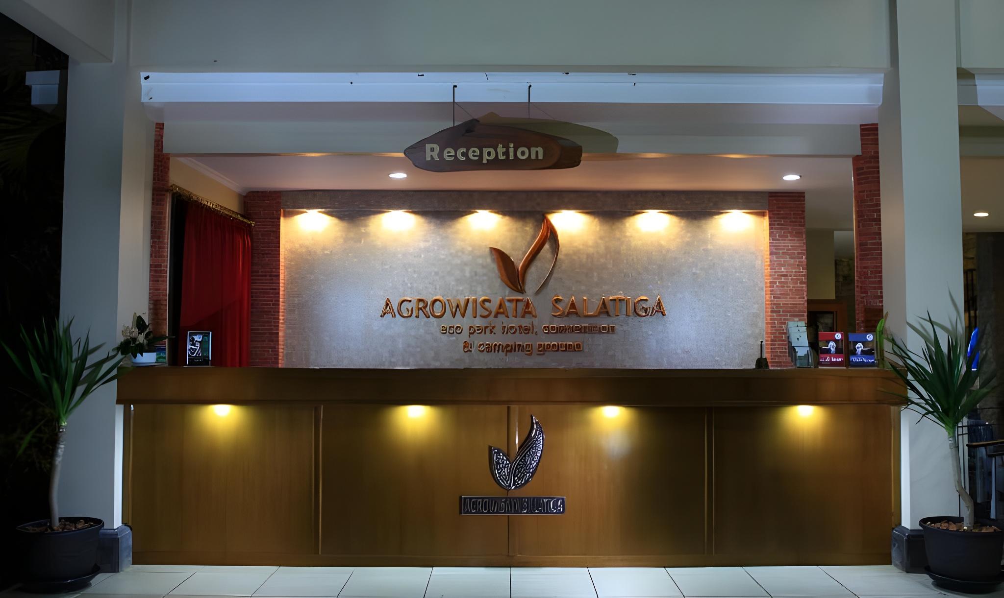 D Emmerick Hotel Salatiga 7/26