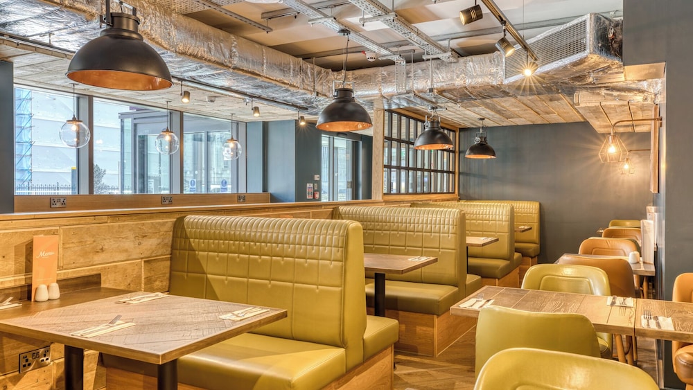 Premier Inn London Paddington - Paddington Station 30/40