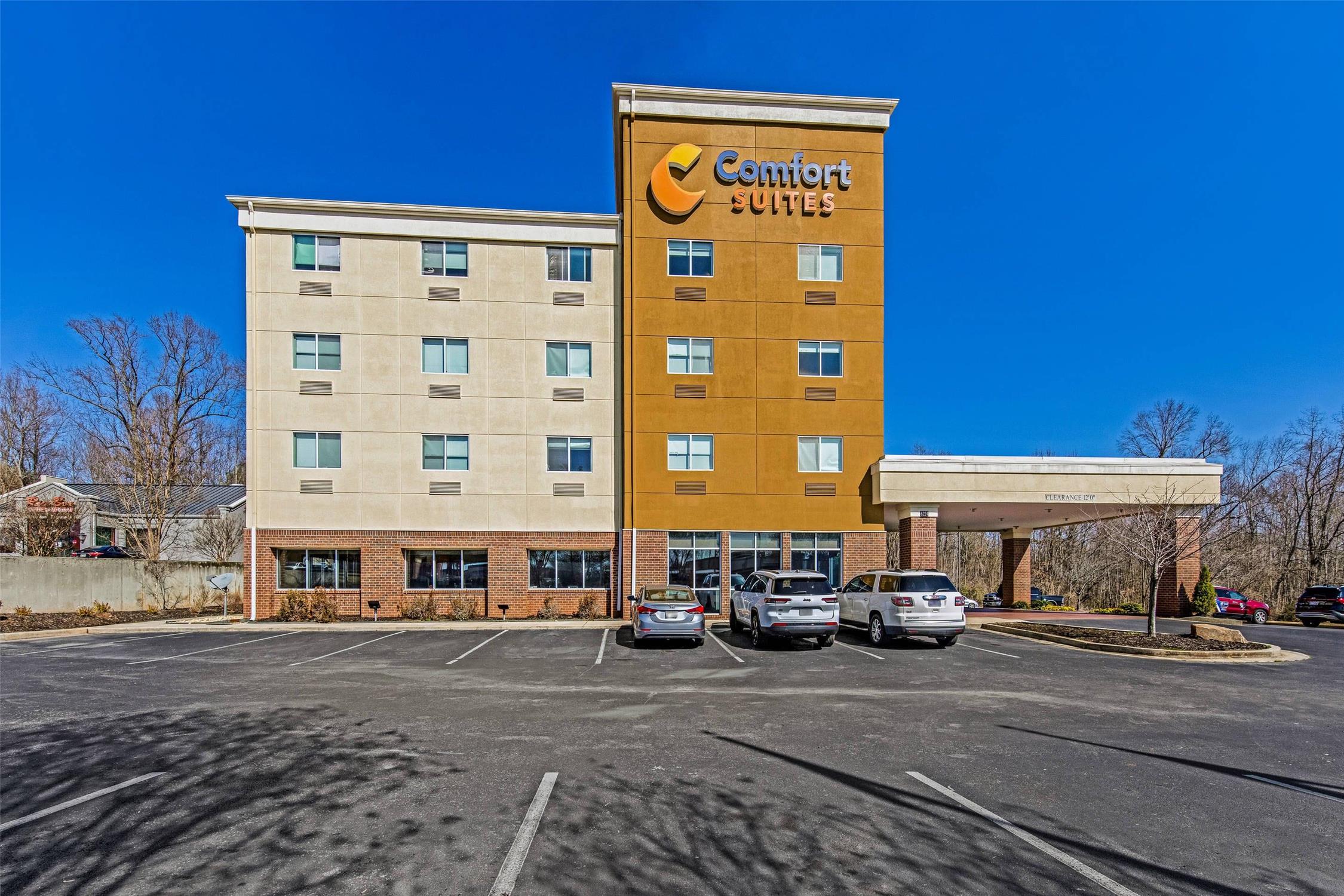 Comfort Suites Huntsville MidCity District at Research Park 2/19