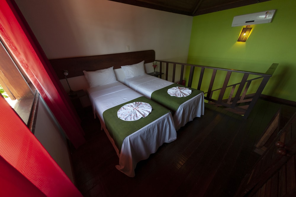 Hotel Portalo 10/50