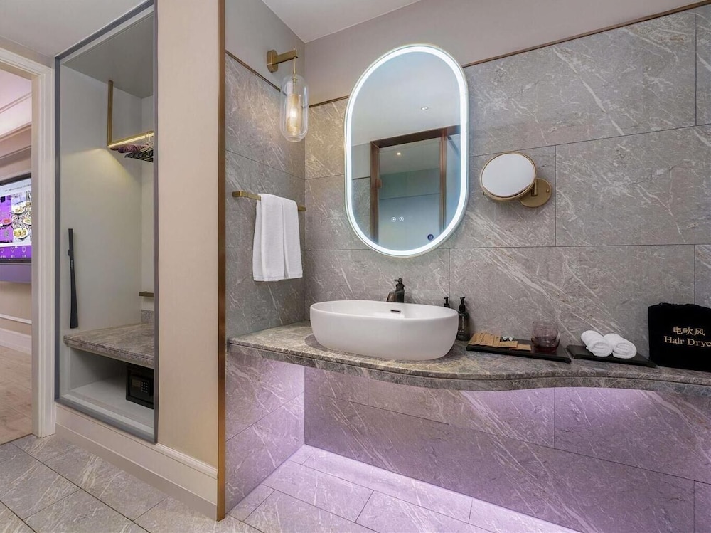 Mercure Shijiazhuang Downtown 40/44