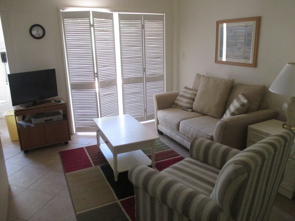 Sea Club I Beach Resort 42/66