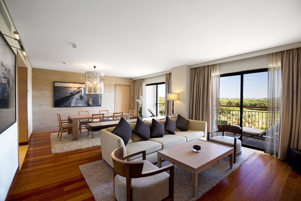 Hilton Vilamoura As Cascatas Golf Resort & Spa 36/77